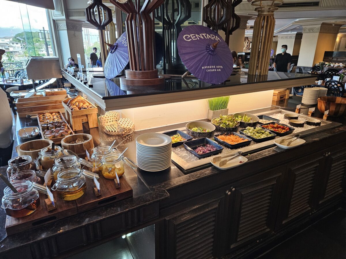 센타라 리버사이드 호텔 조식2